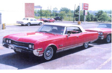 1966 Oldsmobile 98 - Red